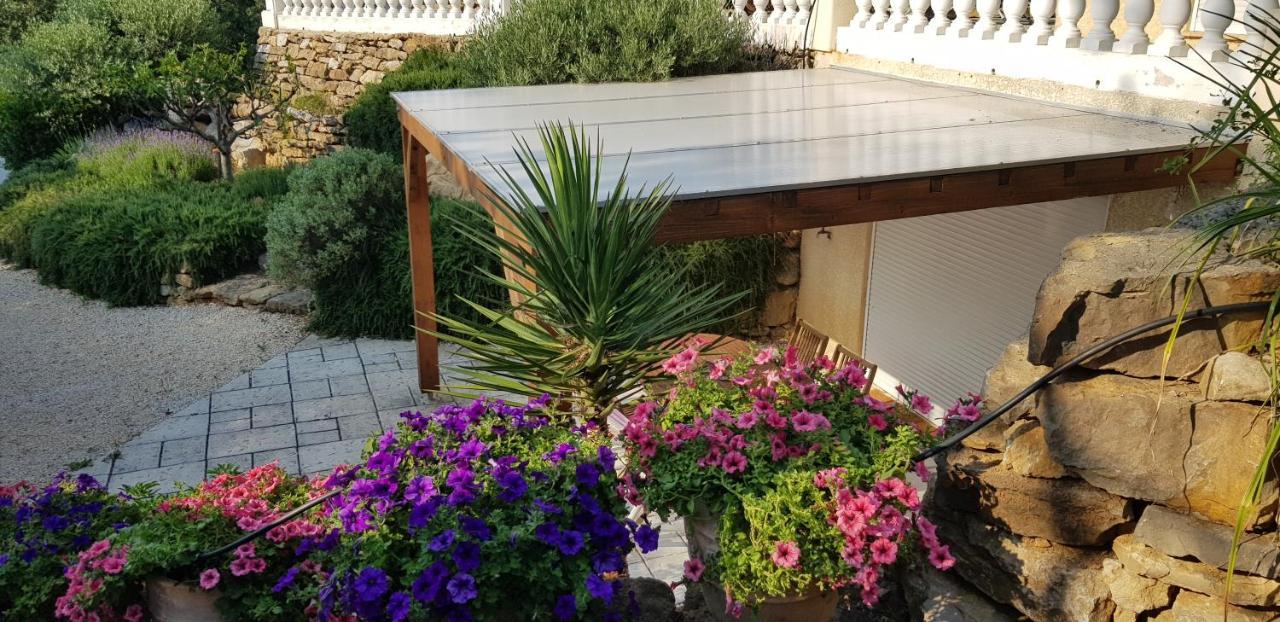 Appartement Vue Montagne Garéoult Kültér fotó
