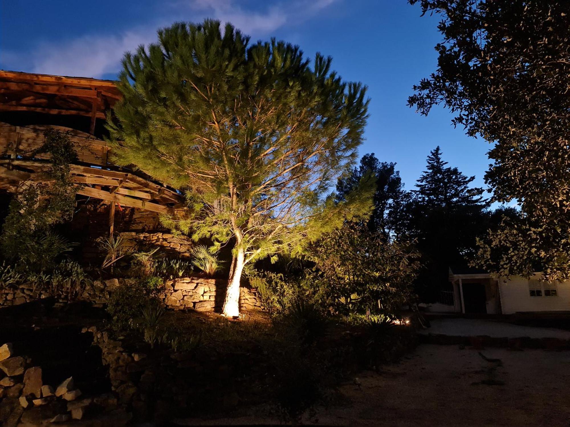 Appartement Vue Montagne Garéoult Kültér fotó