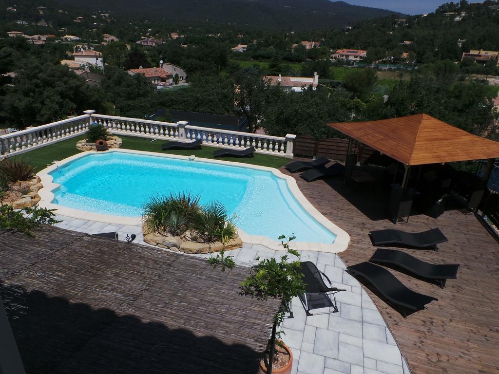 Appartement Vue Montagne Garéoult Kültér fotó
